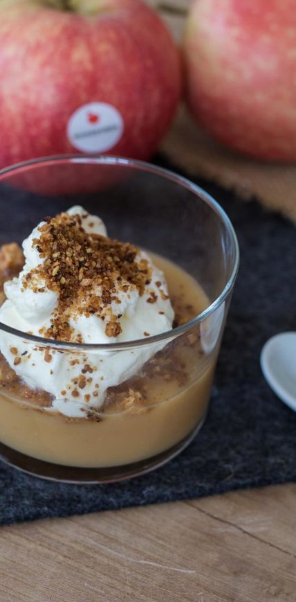 The apple compote dessert made from Gala apples