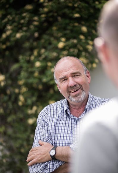 Kuno Christoph is talking to a man