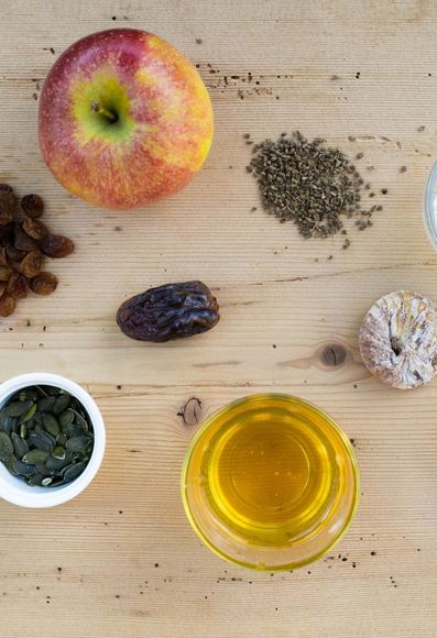 Gli ingredienti per i panini alle mele