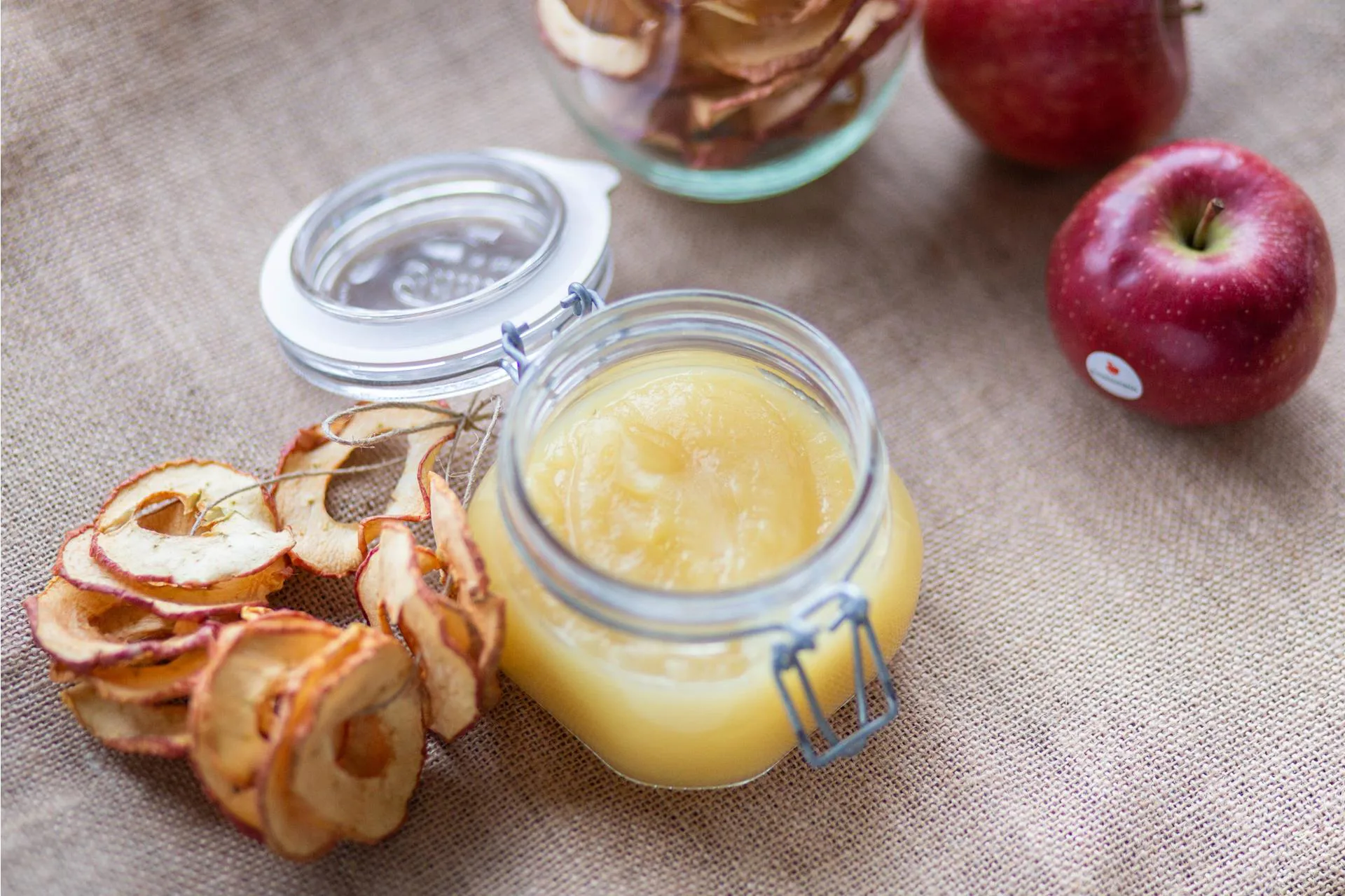 Organic Farmer Maria Serves: Applesauce.